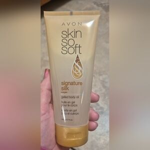 Avon Skin So Soft Signature Silky Argan Gelled Body Oil  6.7 Oz Smooth Luminous